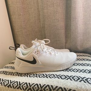 Black and white nike shoes